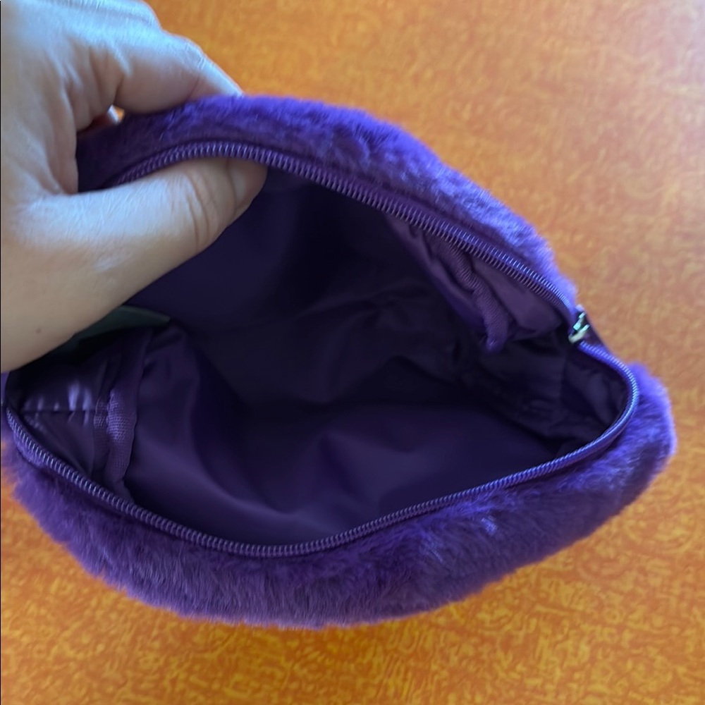 Bratz Pink and Purple Cosmetic Bags - Picture 2 of 4